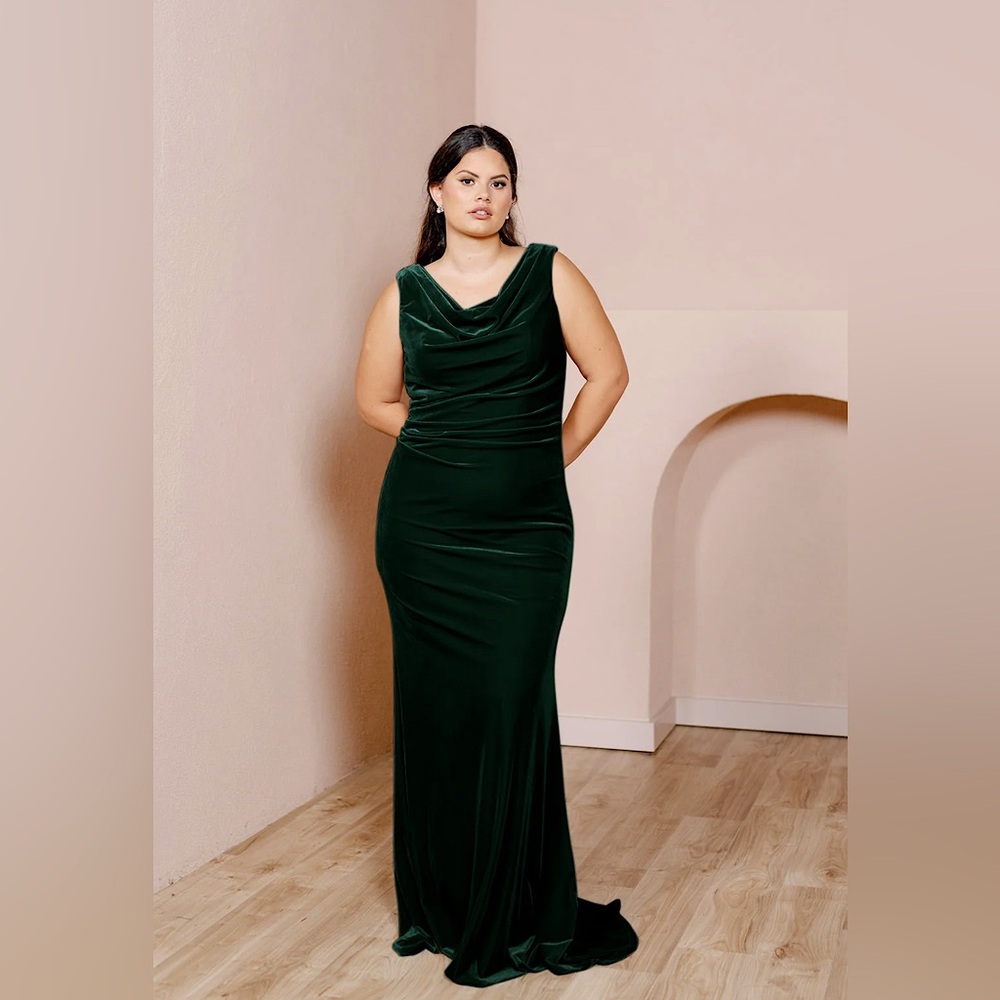 Revelry Faith Velvet Bridesmaid Dress Emerald Green (613)